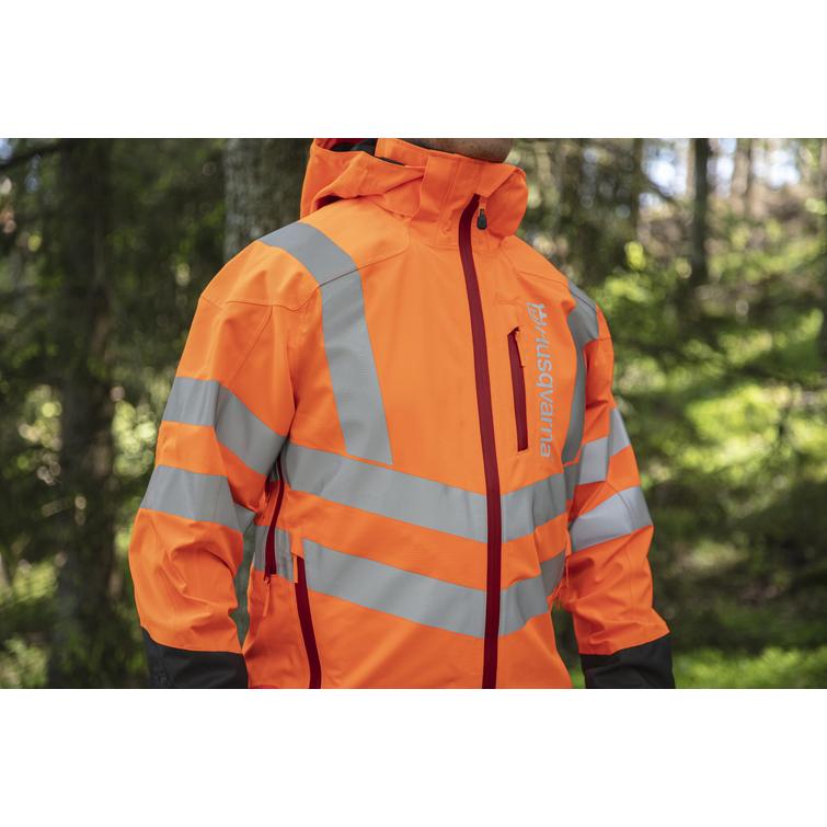 MIESTEN SADETAKKI M, KALVOLLA