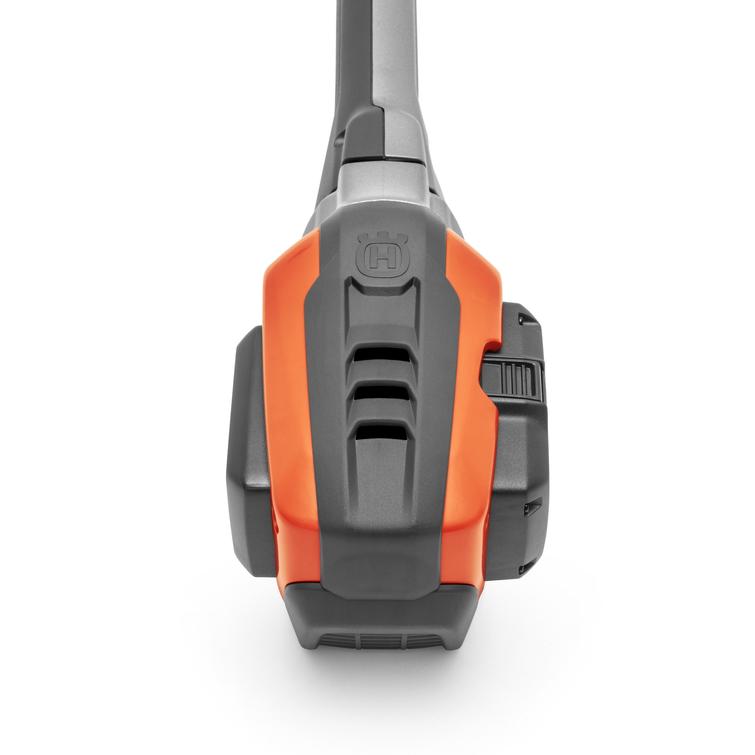 525ILK, EI AKKU/LATURI