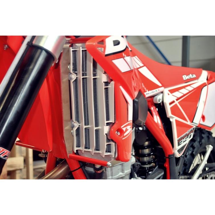 AXP RADIATOR BRACES RED SPACERS BETA 350/390/430/480RR 15-19