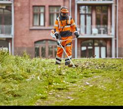 FSA 135 AKKUKÄYTTÖINEN RUOHOTRIMMERI