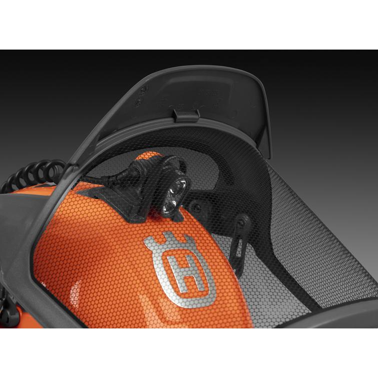 KYPÄRÄVALAISIN HL 1200, TECHNICHAL-METSURIKYPÄRÄÄN