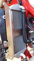 AXP RADIATOR BRACES RED SPACERS GAS-GAS EC250/EC300 18-20